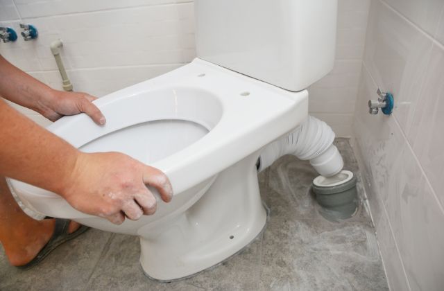 Do Toilets Wear Out? 